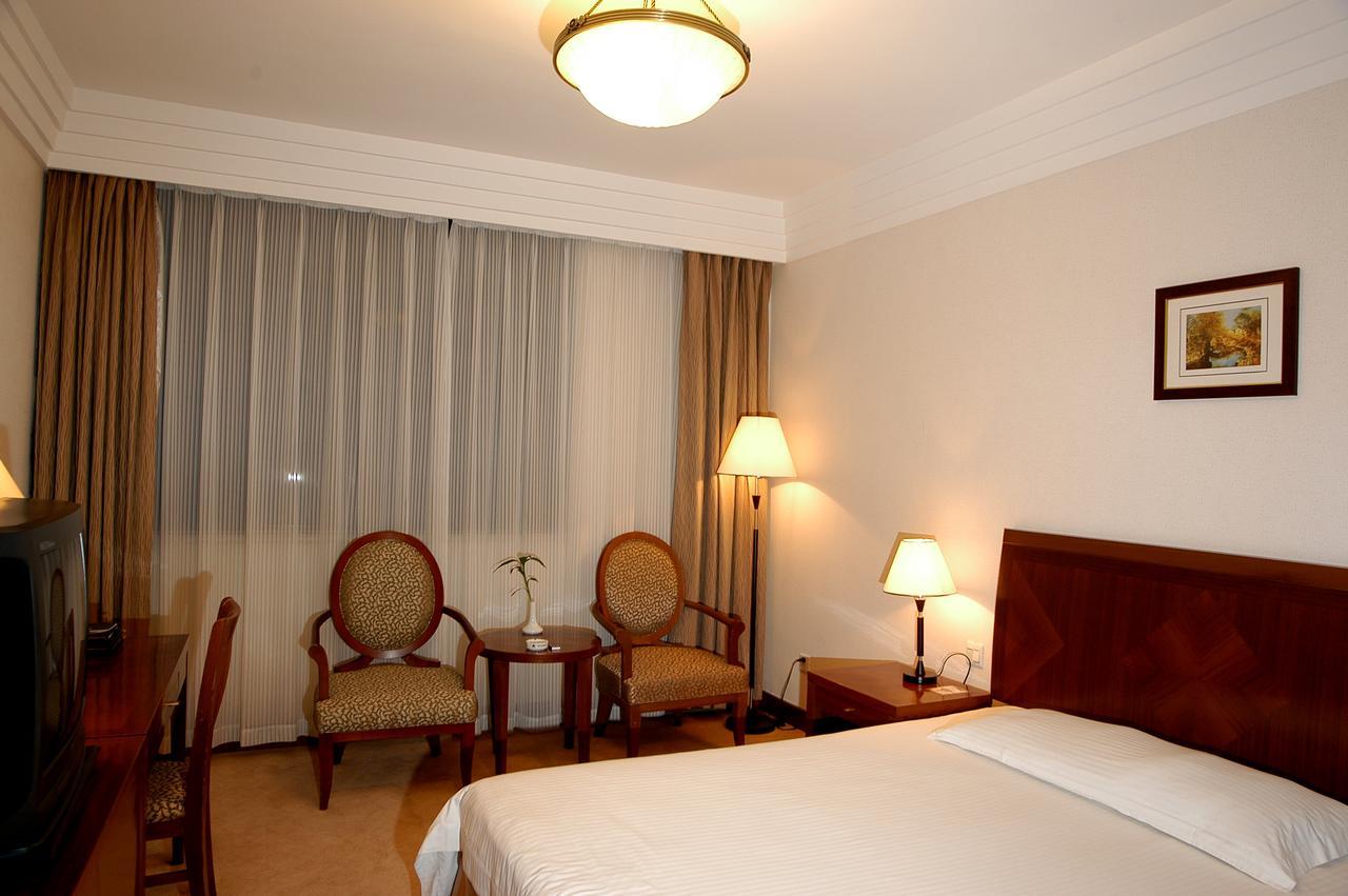 Jin Jiang Pacific Hotel Shanghaj Pokój zdjęcie